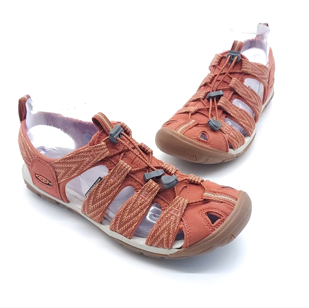 Keen Clearwater CNX Brick Dust/Pheasant Waterproof Women’s Sandal Size 7.5